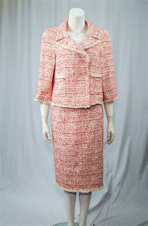 chanel suit early 2000s|chanel tweed suit 1920s.